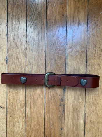 Magnifique ceinture en cuir T 85