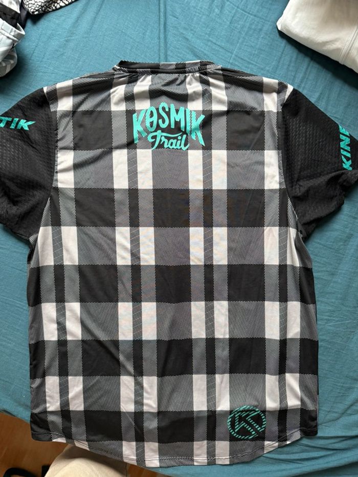 Maillot running / trail Kinetik Kosmik Trail – Carreaux noir & blanc – Taille M - photo numéro 2