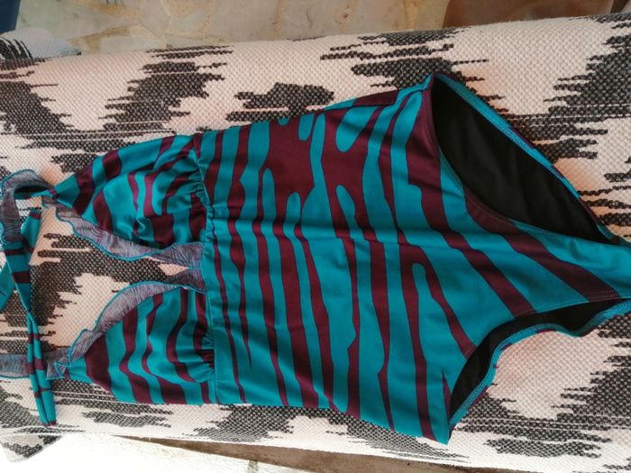 Maillot de bain 1 pièce. Valège. 38 - photo numéro 3