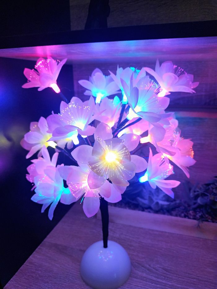Lampe fleurs avec fibres optiques - photo numéro 3