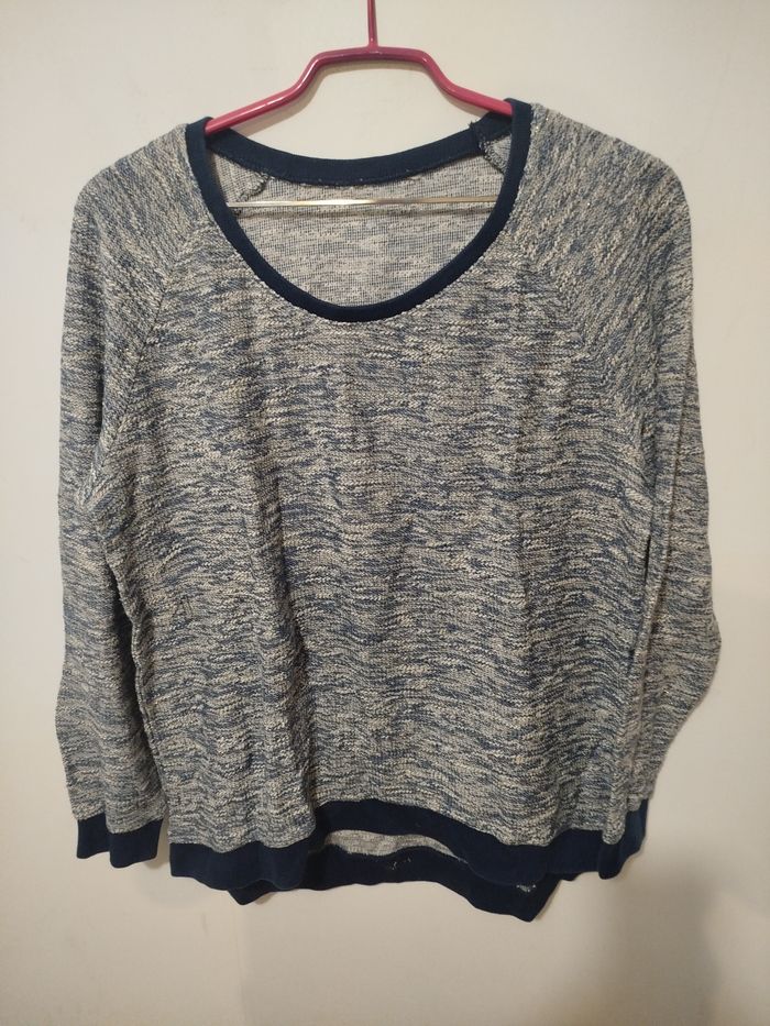 pull gris et bleu pailleter taille 42