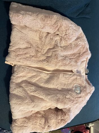 Veste fausse fourrure