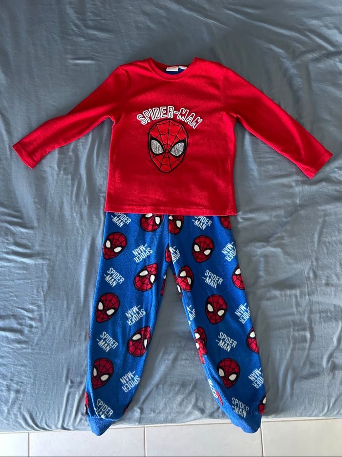Lot vêtements garçon 5-6 ans - photo numéro 10