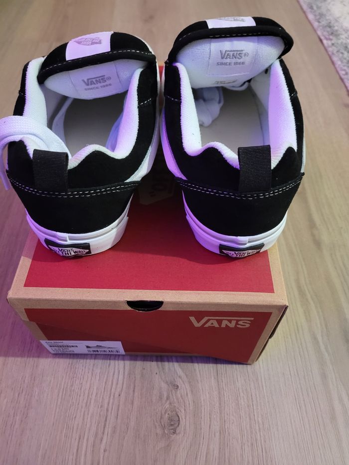 Baskets Vans modèle Knu Skool - photo numéro 3