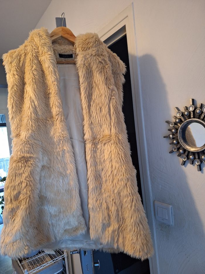 Veste fausse fourrure - photo numéro 2