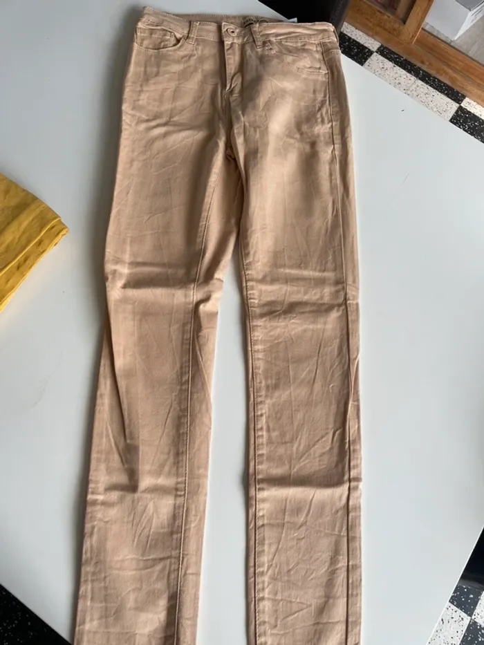 Pantalon beige - photo numéro 2