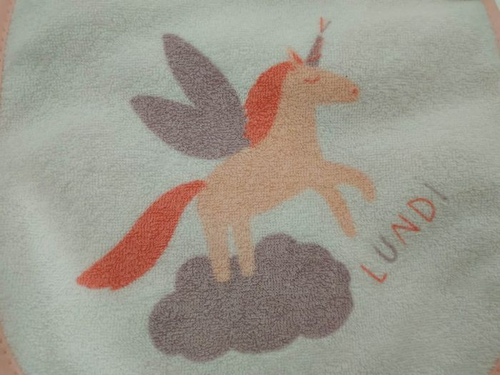 Lots 7 bavoirs licorne - photo numéro 3