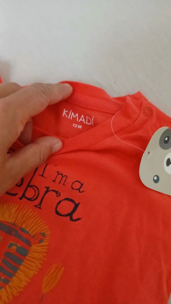 T shirt kimadi 12m neuf - photo numéro 3