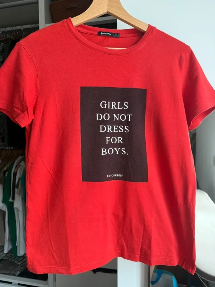 Tee shirt