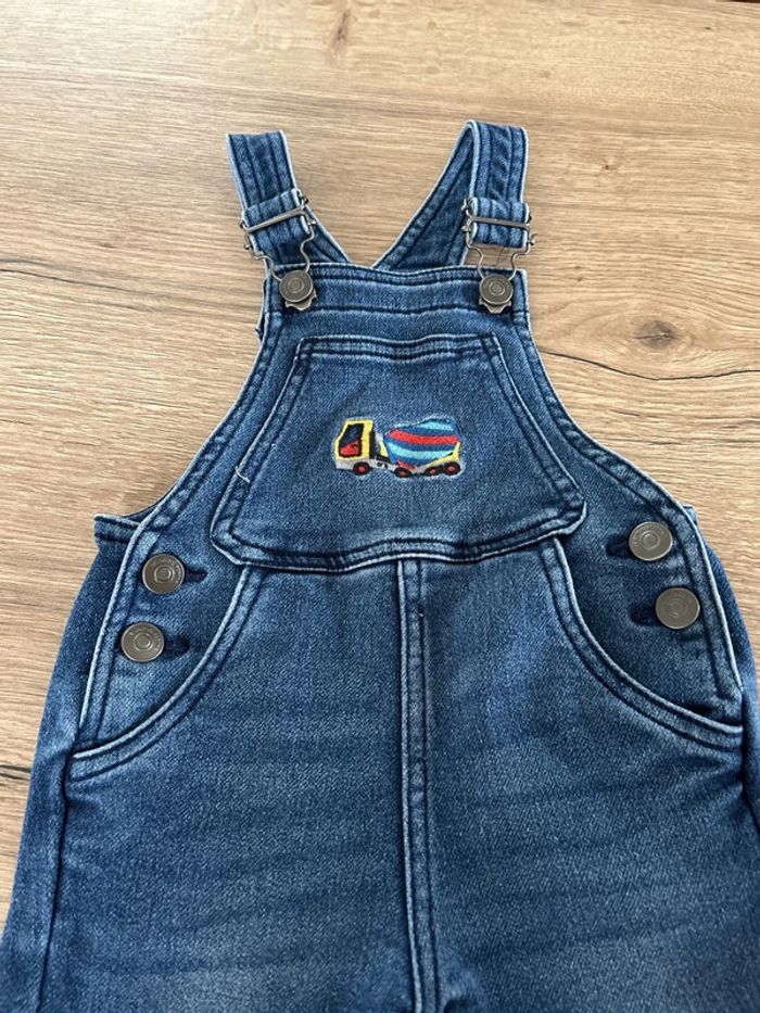 Salopette à jeans - photo numéro 2
