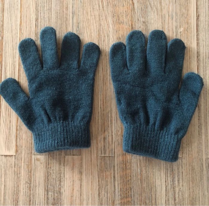 Gants Mickey 4/5 ans - photo numéro 2