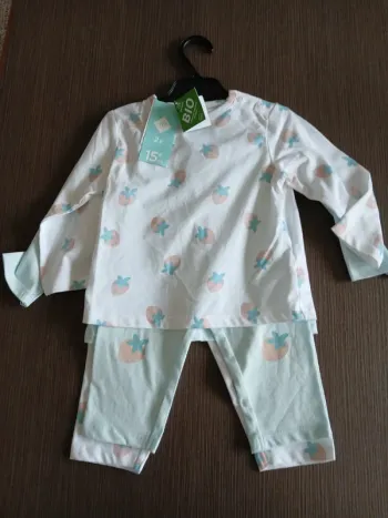 Lot de 2 pyjamas fille en coton fraise 9 mois