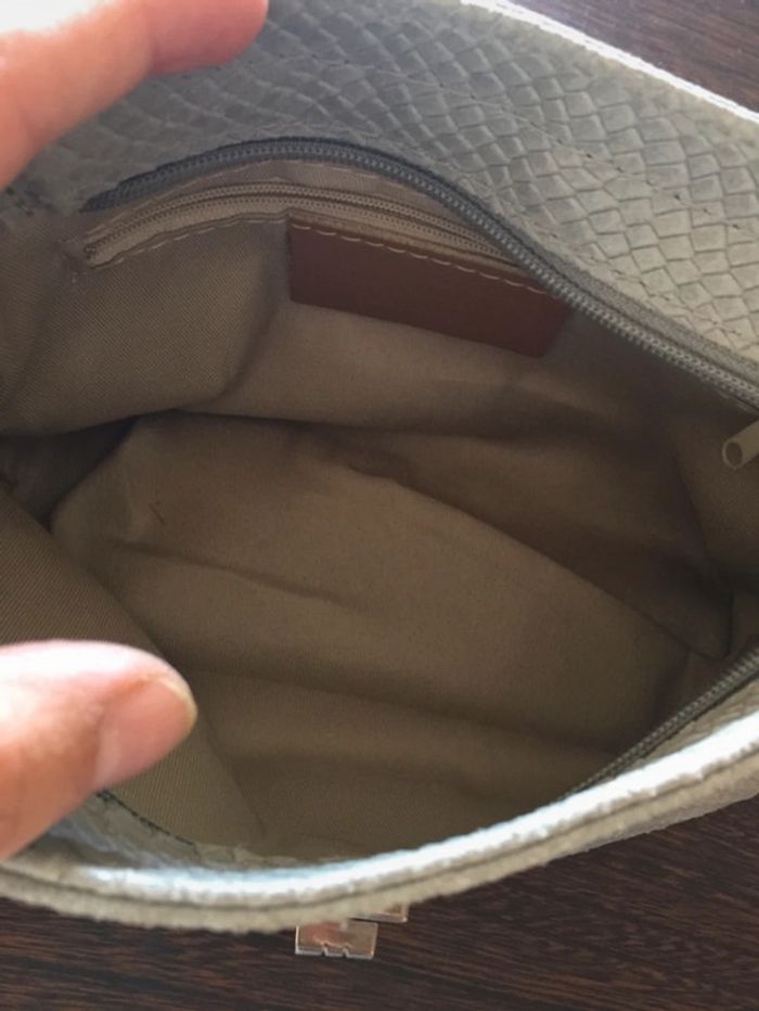 Sac cuir gris et chaines - photo numéro 6