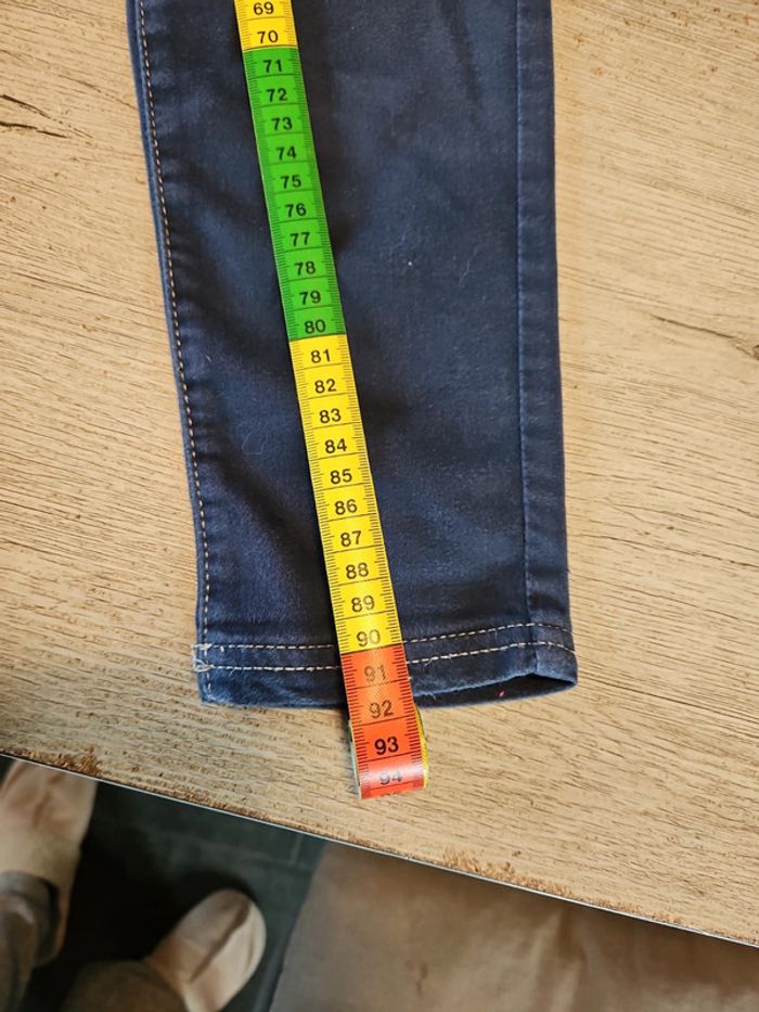 Pantalon bleu tirant sur le mauve, skinny stretch, Benetton, taille 11/12 ans, très peu mis - photo numéro 14