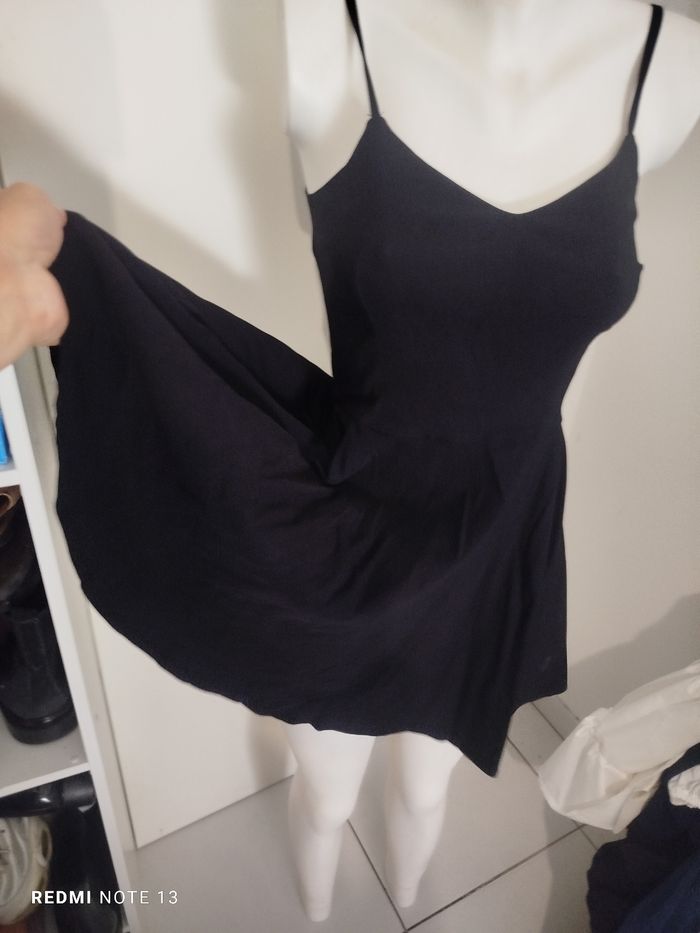 #kytie36femme. Robe bretelles taille 36
