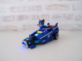 Voiture Pat patrouille - Paw Patrol - Chase  (J8)