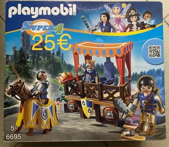 Playmobil - 6695 - Super4 - Tribune Royale avec Alex