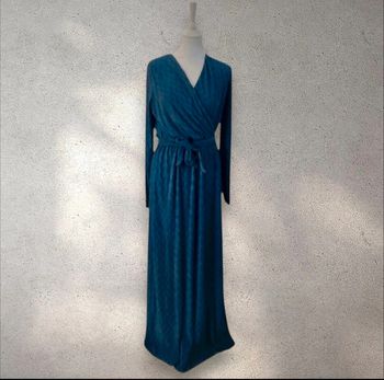 Robe longue décolleté bleu marine L-XL neuve avec étiquette