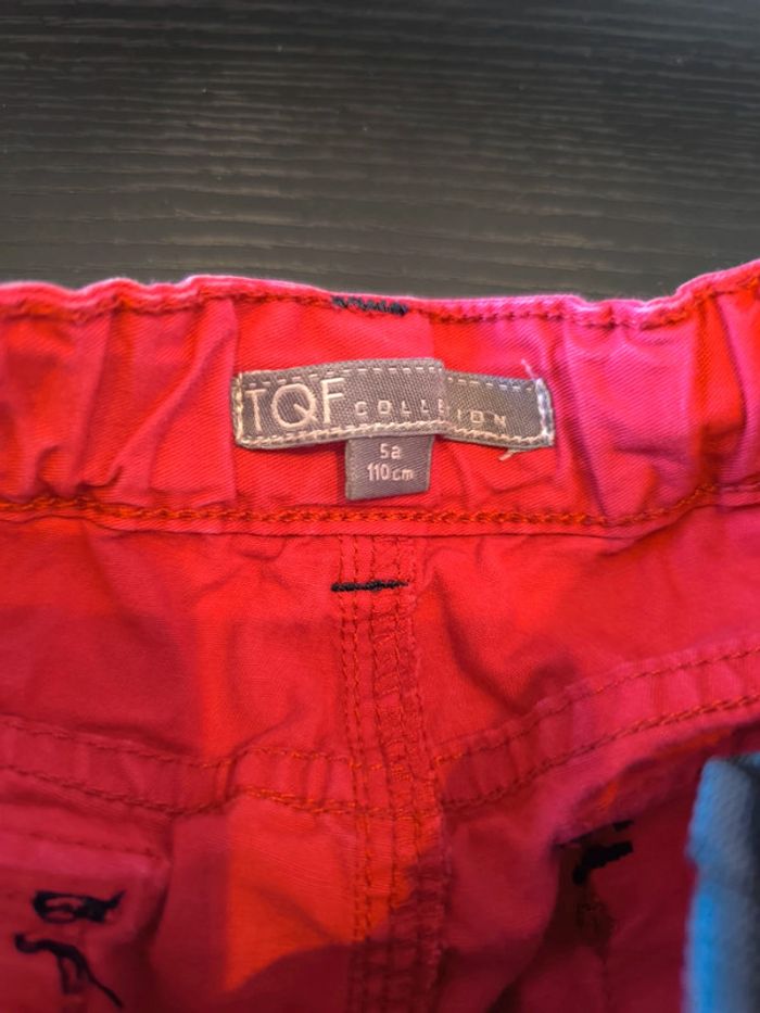 Short rouge - photo numéro 3