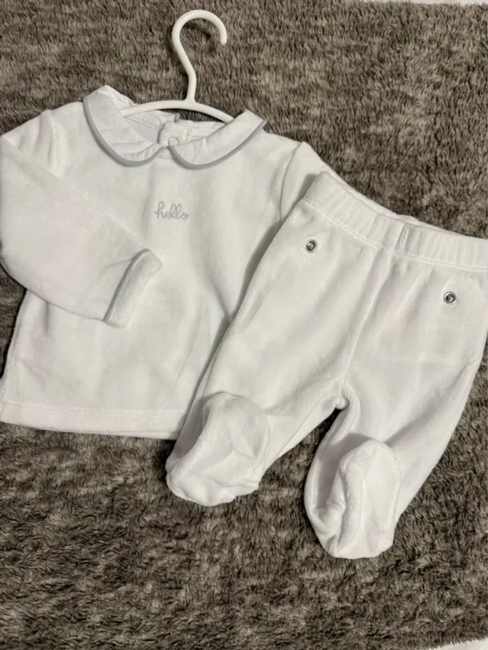 ensemble blanc 2 pièces / ensemble pyjamas 2 pièces - photo numéro 2