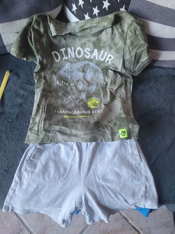 Ensemble short et t-shirt + short bleu