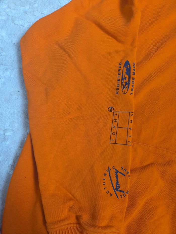 Hoodie Tommy Hilfiger Oversize Orange – Taille S (peut convenir M/L) - photo numéro 5