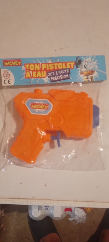pistolet à eau Mickey nzuf 12×12cm