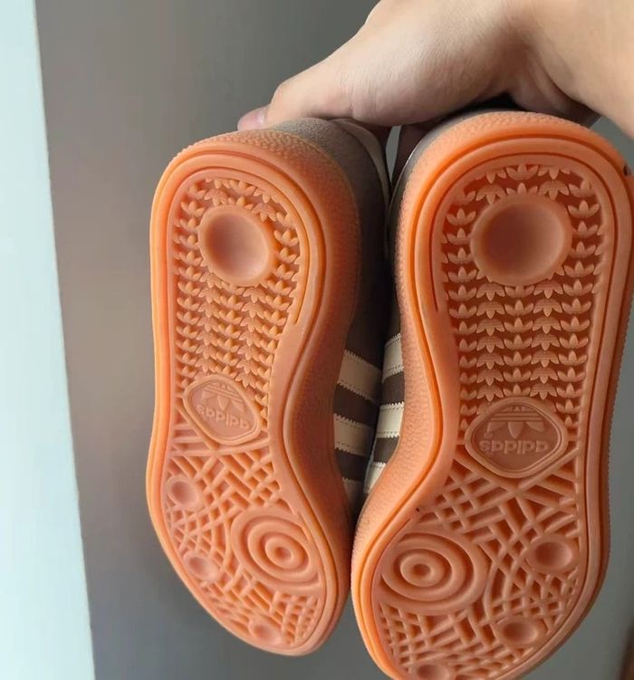 Baskets Adidas - photo numéro 5