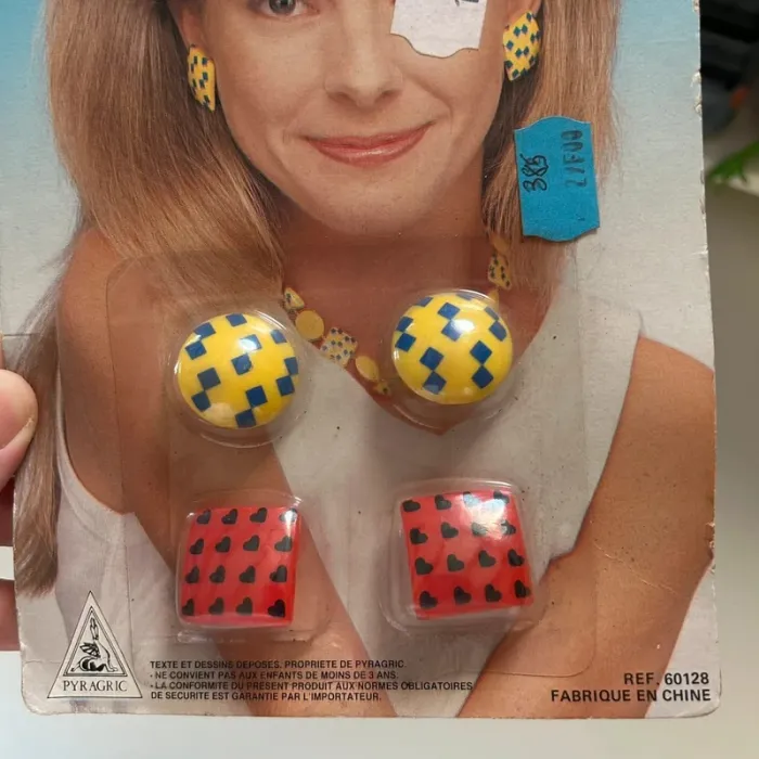 Boucles d'oreilles clips vintages - photo numéro 3