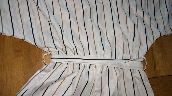 Combi short à mi manches chauve-souris taille S/38 jamais porté - photo numéro 13