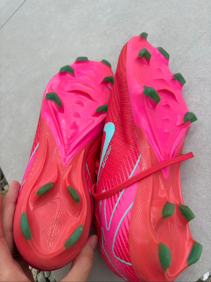 Chaussures de foot - photo numéro 3