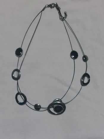 Collier noir