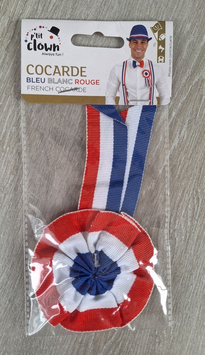 Cocarde bleu blanc rouge