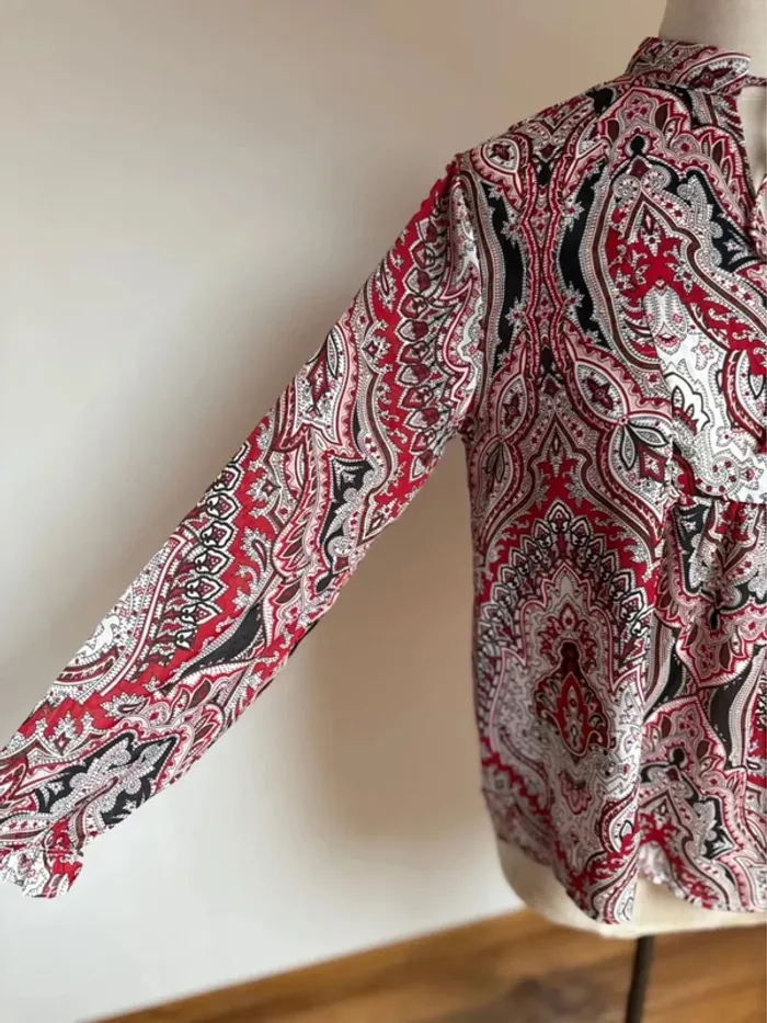 Superbe blouse neuve fluide satinée Amoz 🌸 L 40 - photo numéro 2