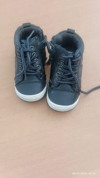 Chaussures 22