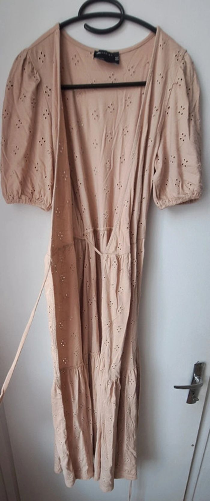 Robe d'été broderie anglaise Asos - photo numéro 5