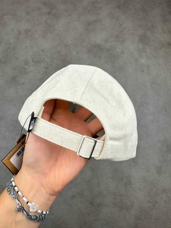 Casquette The North Face Beige et Vert Canard Logo Brodé Neuve - photo numéro 5