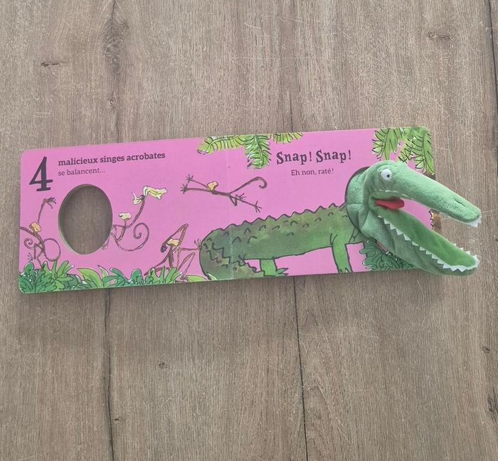 Grand livre marionnette L'énorme crocodile - photo numéro 6