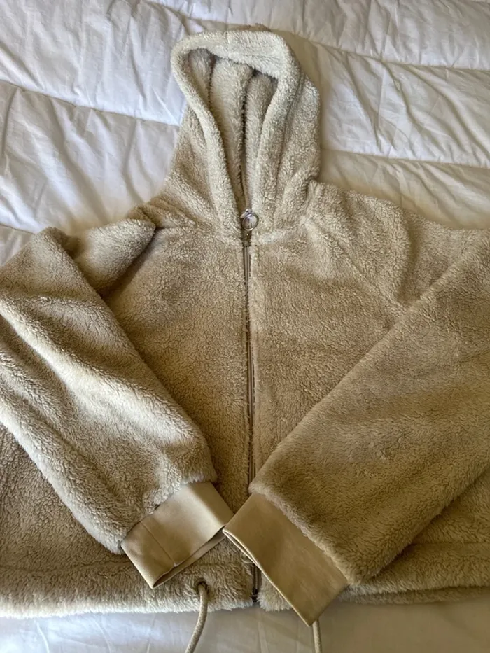 Gilet à capuche - photo numéro 3