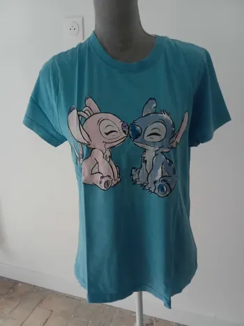 🌹tee shirt manche courte Disney Taille 36 🌹