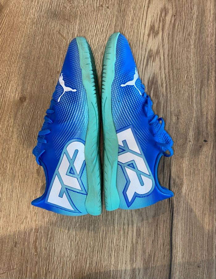 Chaussures foot salle Puma T42 - photo numéro 4