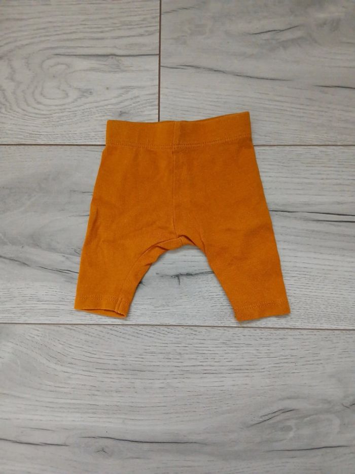 Legging ~ Kiabi ~ 1mois (52-55cm/4kg)