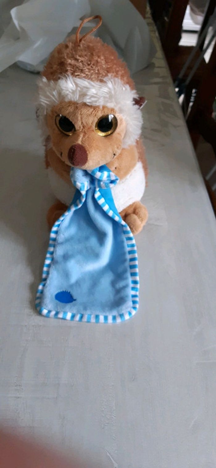 Peluche hérisson