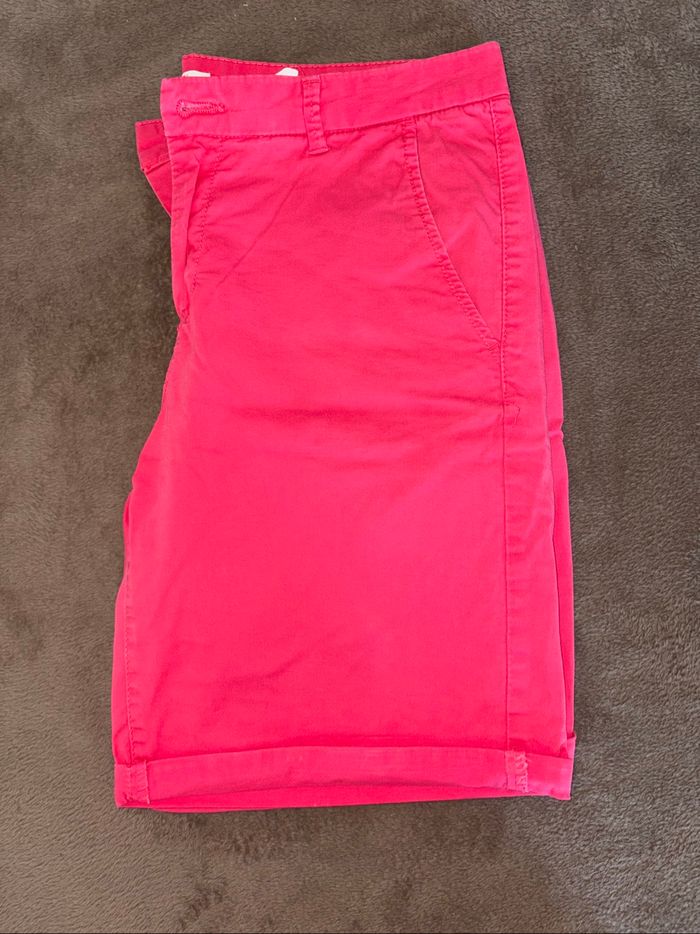 Short fuchsia femme taille 42 camaïeu en très bon état. - photo numéro 4