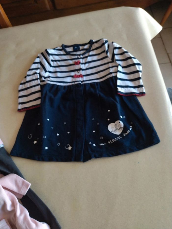 Lot de 2 ensembles leggings et haut+chaussettes + 1 robe 👗 - photo numéro 2