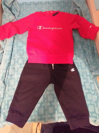 Ensemble Champion sweat et jogging
