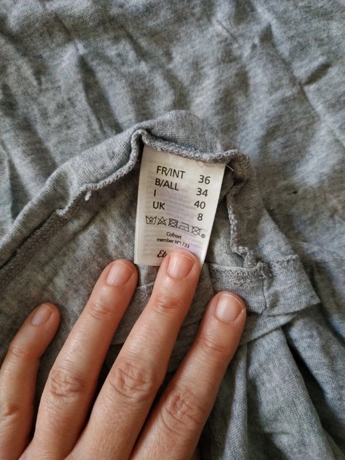 T shirt smiley etam 36 - photo numéro 6