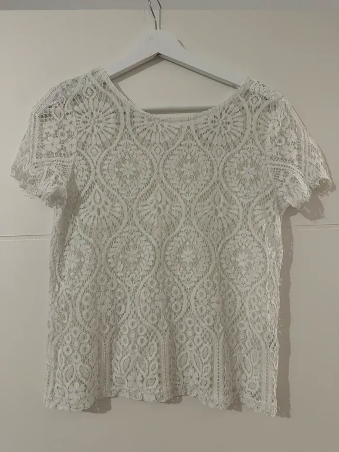 T-shirt en dentelle