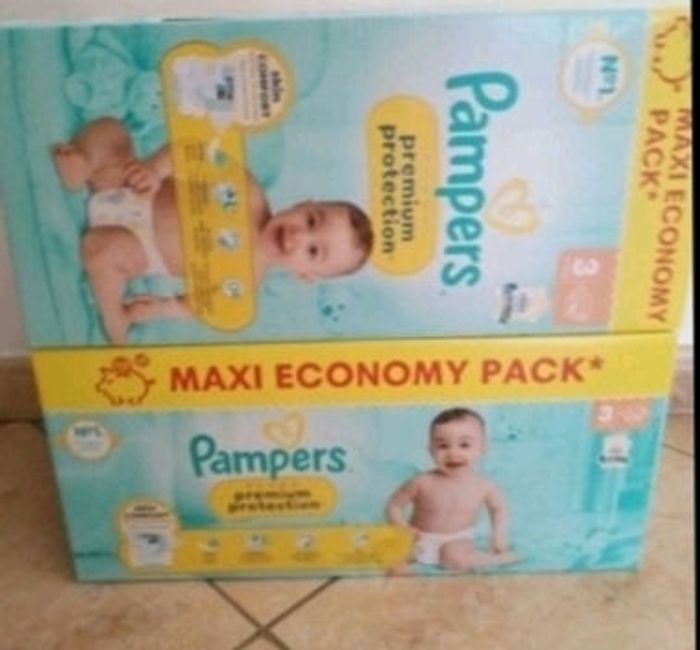 224 couches Pampers premium protection Taille 3