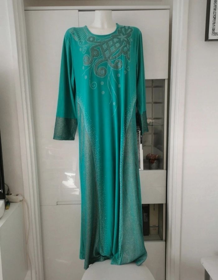 💚🤍Jolie Robe Oriental 💚🤍 - photo numéro 5